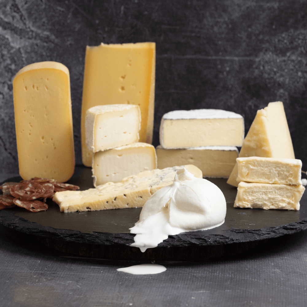 Kit Com 8 Queijos Surpreendentes + Charcutaria De Presente