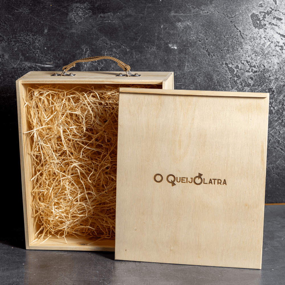 Cesta de Presente - 6 Queijos Artesanais + Licor + Charcutaria + Antepasto + Mel Especial + Goiabada thumbnail 3