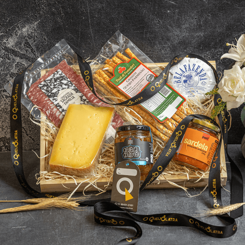 Cesta de Presente - Momento Perfeito - 2 Queijos + Geléia + Antepasto + Grissini + Charcutaria