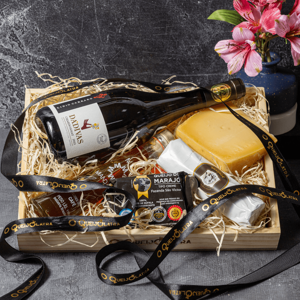 Tabua De Presente - 3 Queijos + Vinho Branco + Mel Especial thumbnail 2