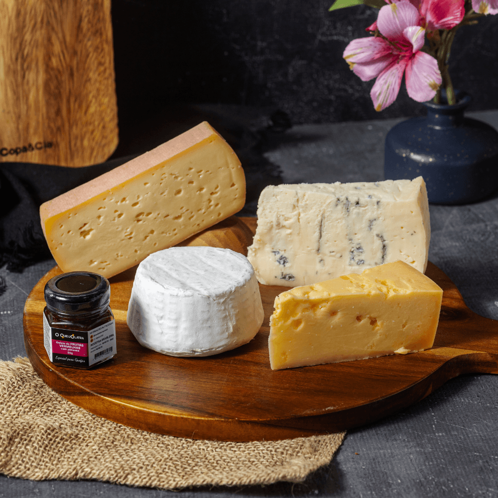 Seleção Noite de Gala com 4 Queijos + Mini Geléia de Presente (NÂO vai montado na tabua)