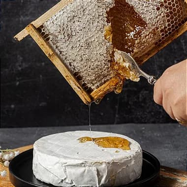 Brie 600g + Favo de Mel 400g thumbnail 4
