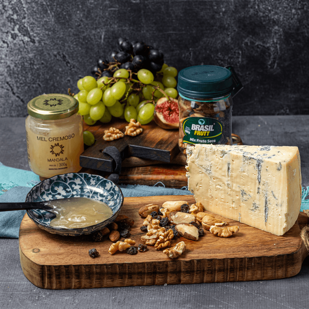 Kit Gorgonzola Dolce + Mel Cremoso + Mix De Castanhas