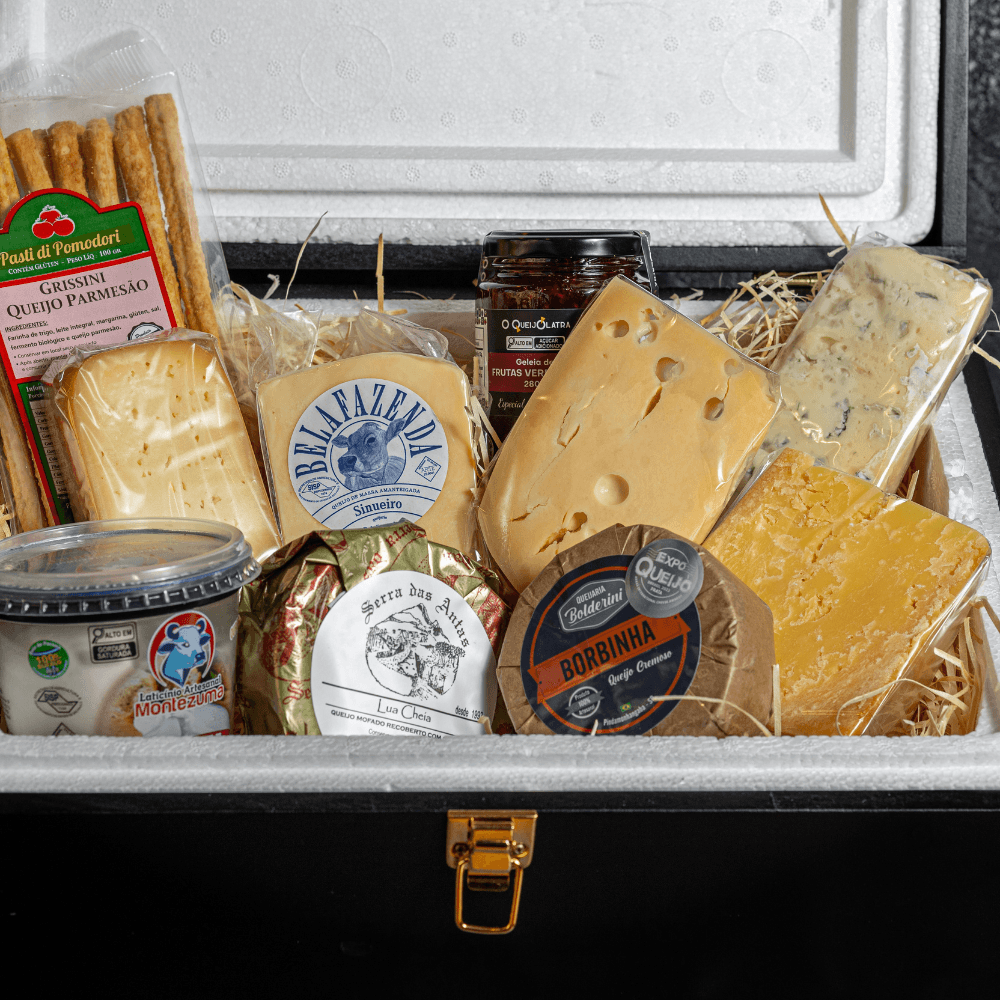 Caixa de Presente com os 8 Melhores Queijos Artesanais Brasileiros de 2024 + Geléia + Grissini